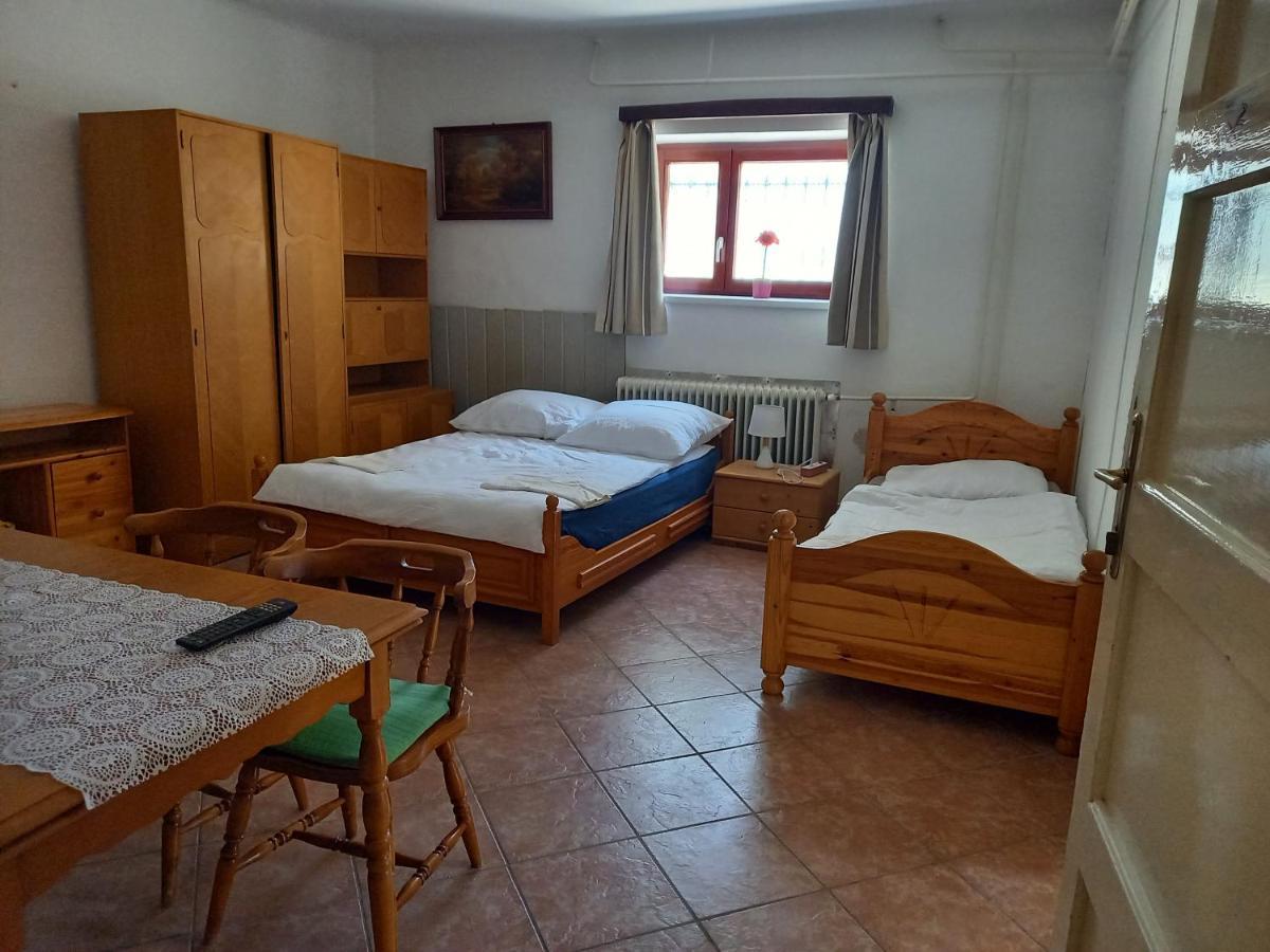 Flamingo Apartman Sopron Exteriör bild